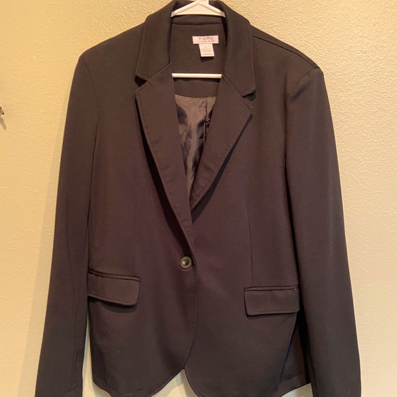 Blaizer - Picture 1 of 2